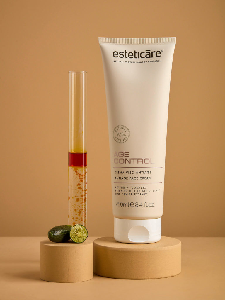 Foto singola del prodotto Crema viso antiage della linea Age Control - Esteticare